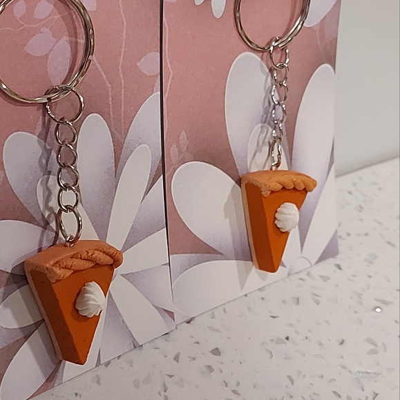 BFF Pumpkin Pie Handmade Keychains - Picture 2 of 5